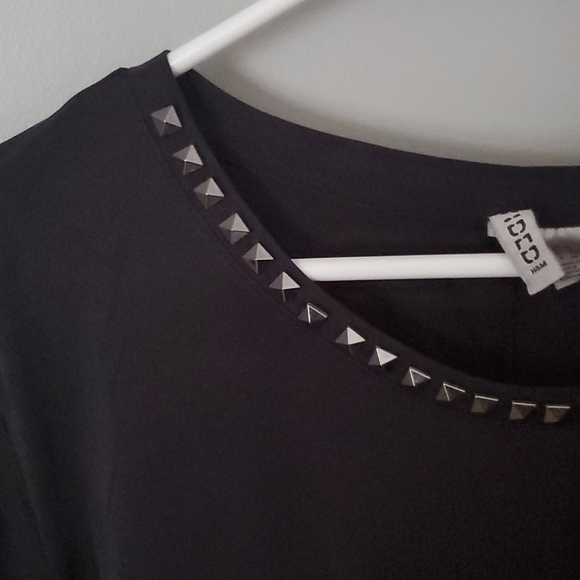 Black studded Shirt - Picture 2 of 4